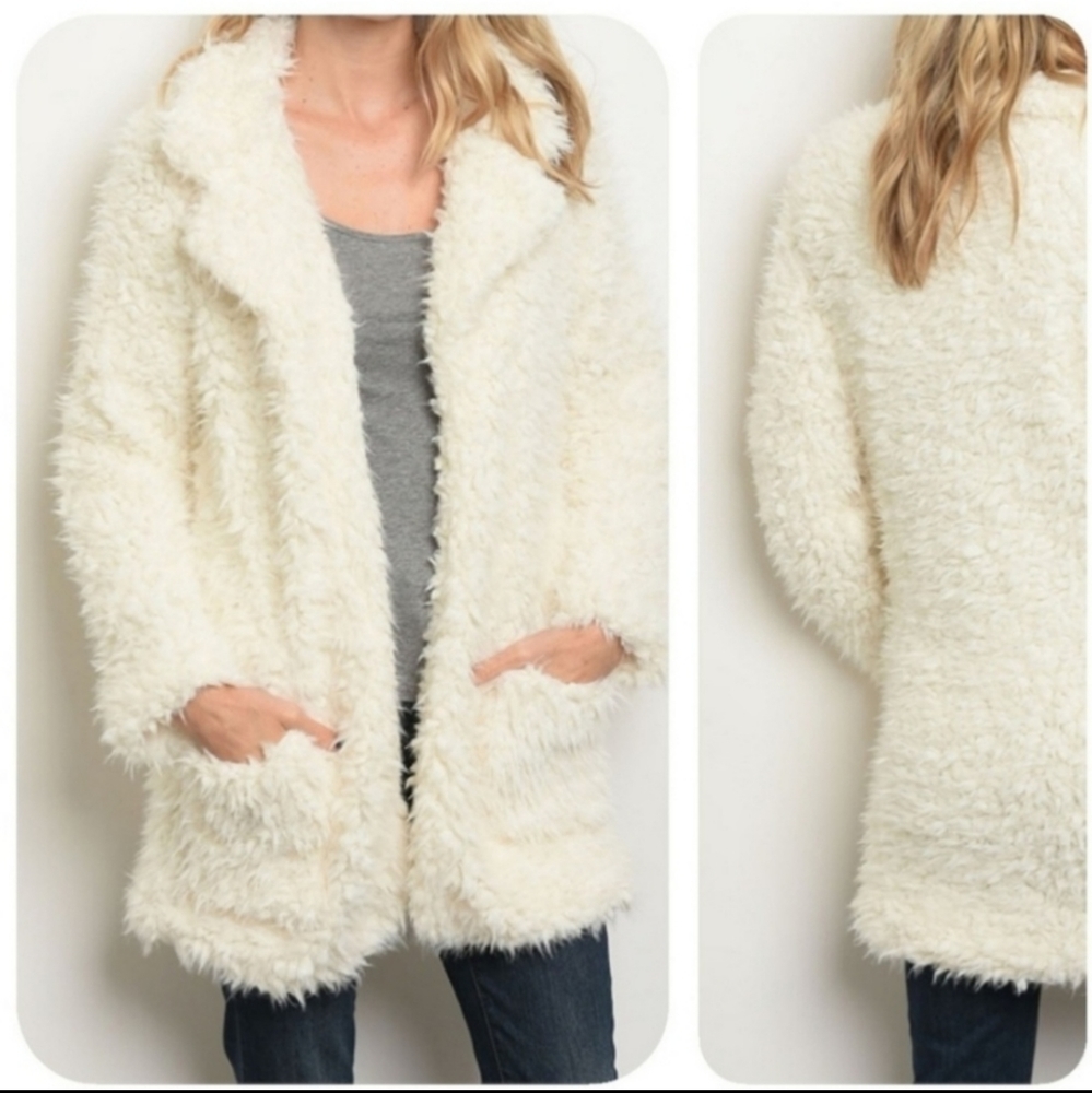 Long sleeve open front pocket detail faux fur coat